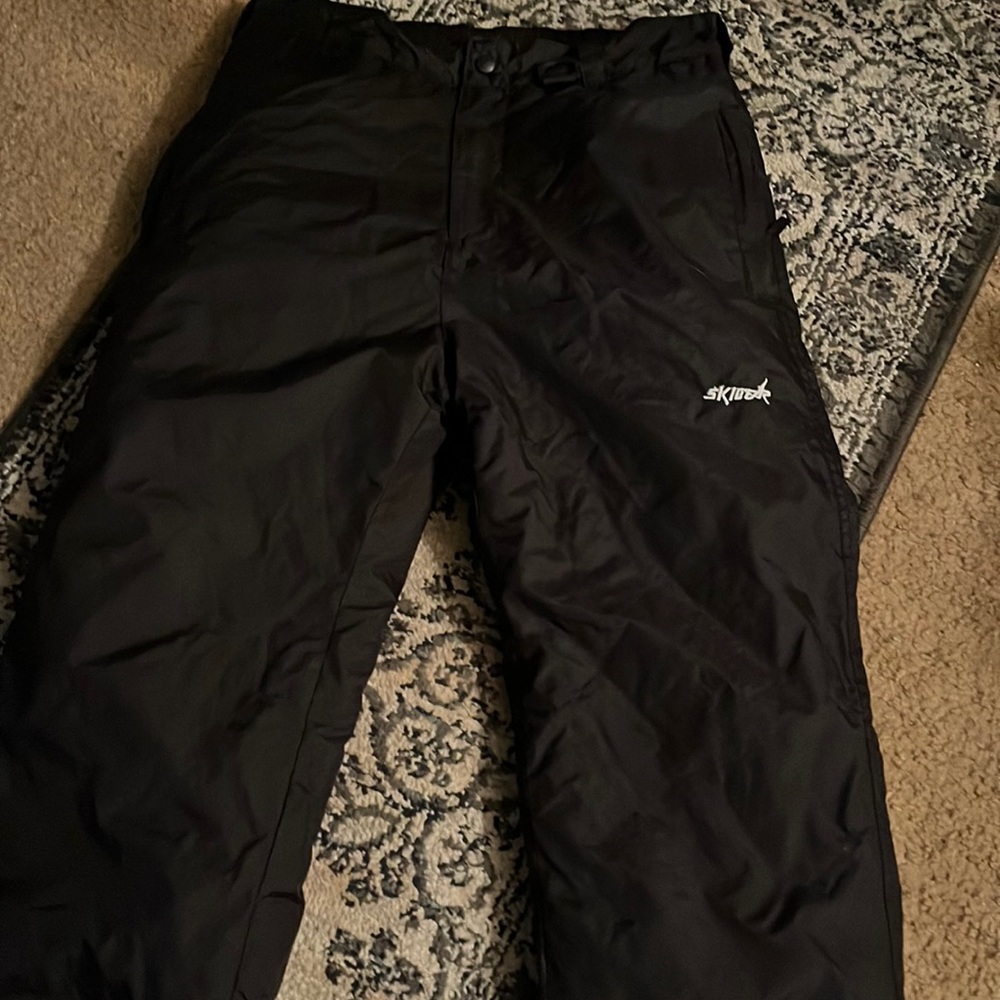 Kids ski gear pants